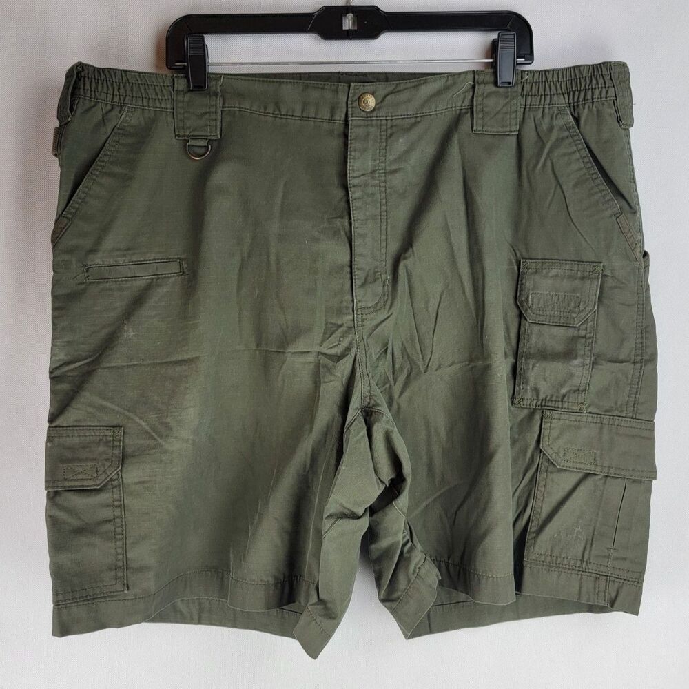 5.11 Tactical Series Mens Size 44 Green Poly Cotton Cargo Shorts